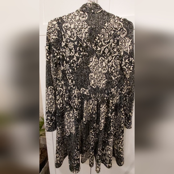 Pretty Young Thing duster/ sweater - Picture 8 of 10